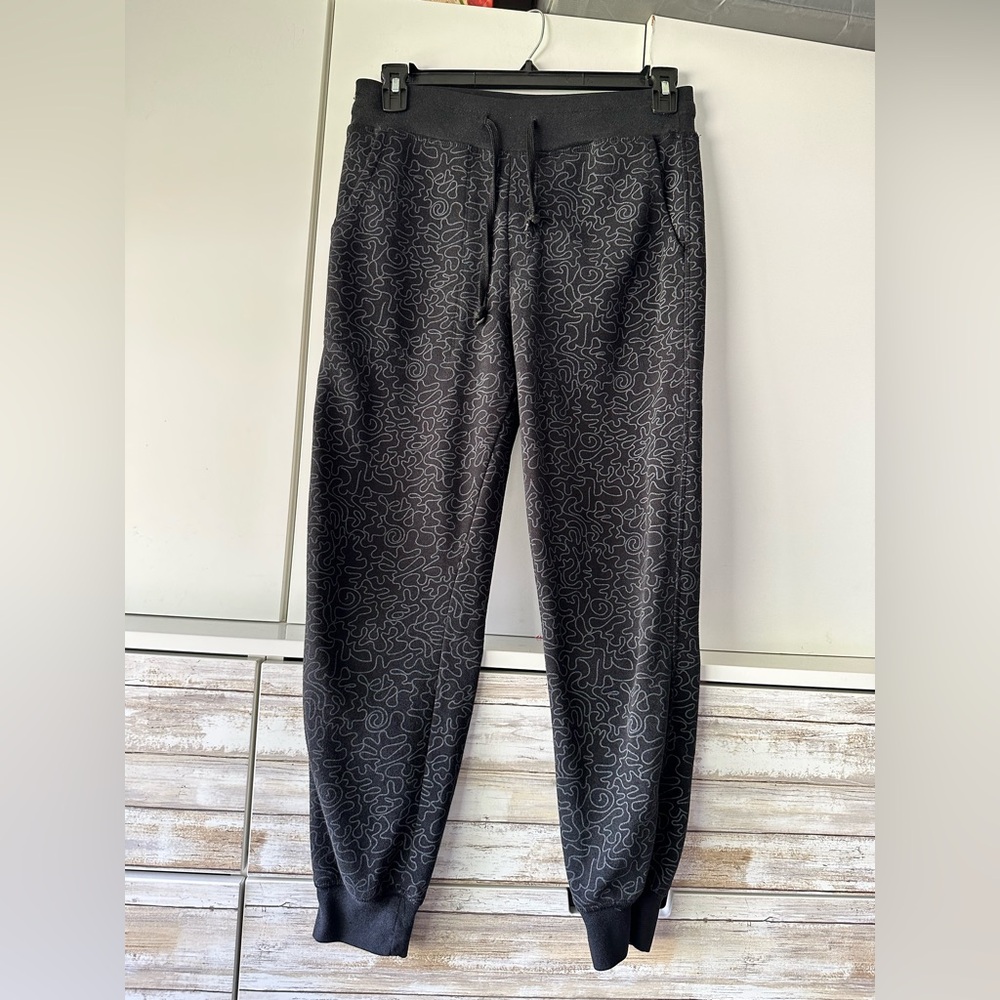 🖤 Carbon Black Patterned Jogger Sweatpants Women’s Small Cozy Lounge